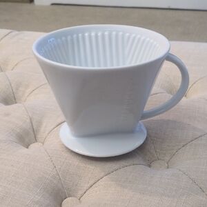 Starbucks White Ceramic Coffee Dripper
